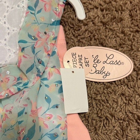 Little Lass Floral and Lace Kids Matching Set - Picture 2 of 3